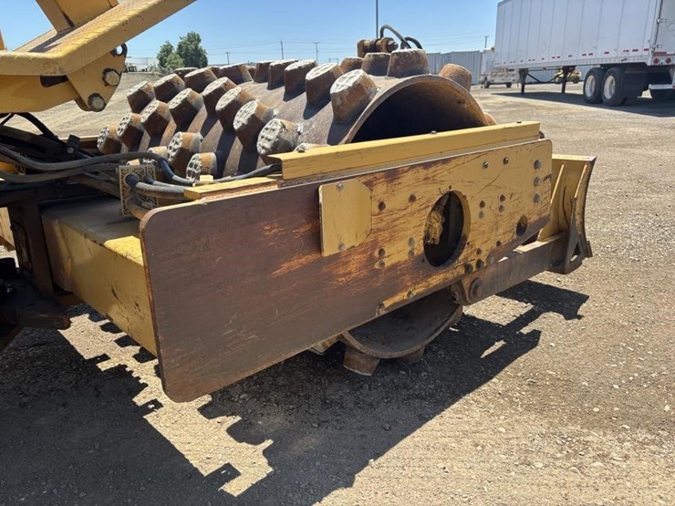 1998-caterpillar-cp-433c-image-13