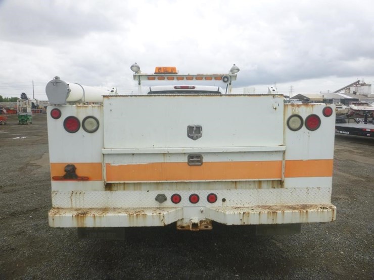 2008-gmc-3500-image-7