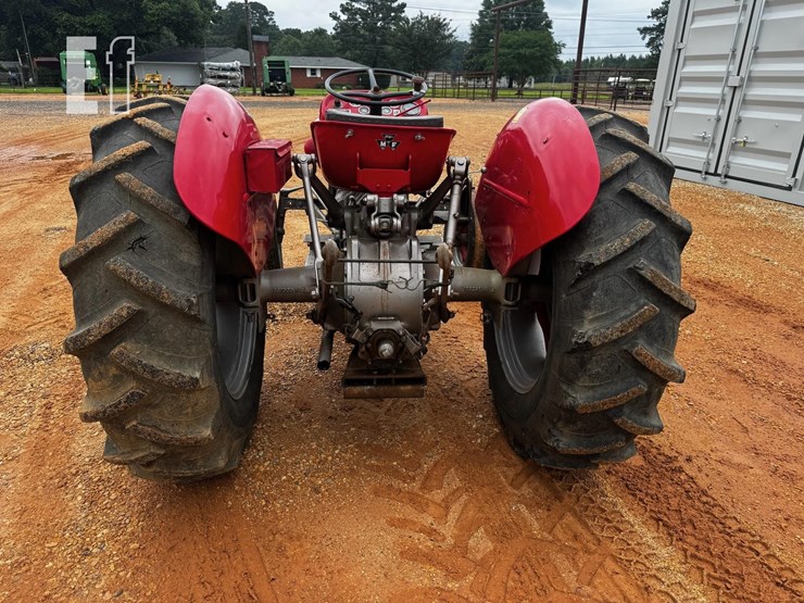 massey-ferguson-135-image-6