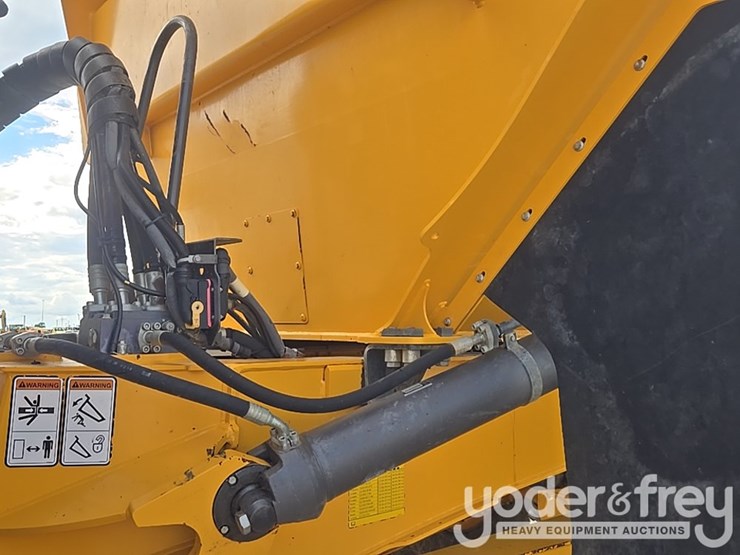 2021-volvo-a25g-image-16