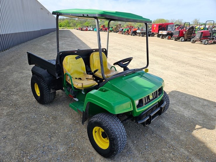 john-deere-gator-image-7