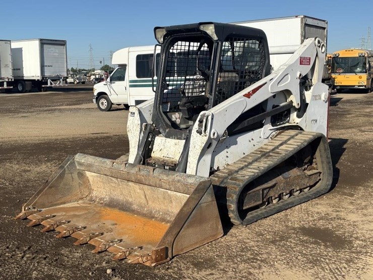 2018-bobcat-t770-image-1