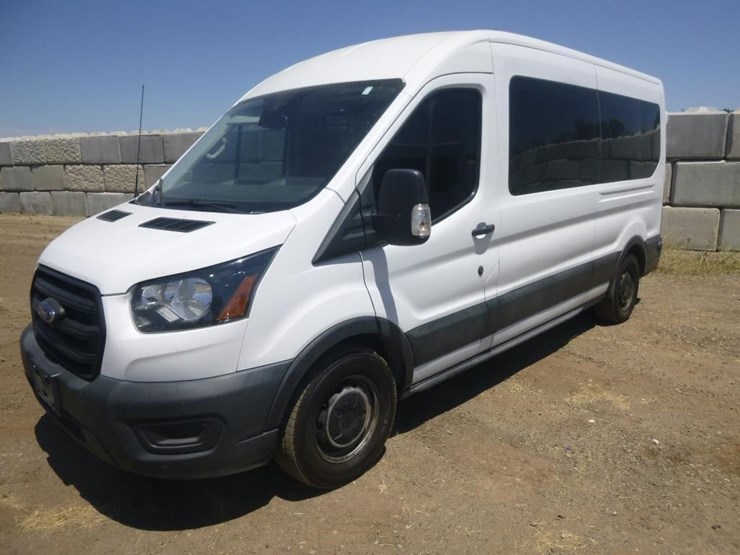 2020-ford-transit-image-2