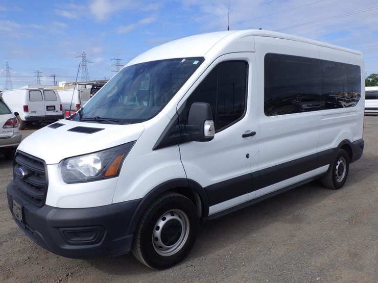2020-ford-transit-image-1