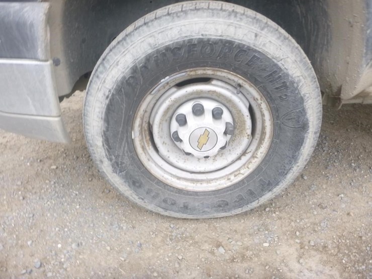 2003-chevrolet-2500-image-16