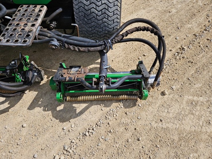 john-deere-3225b-image-10
