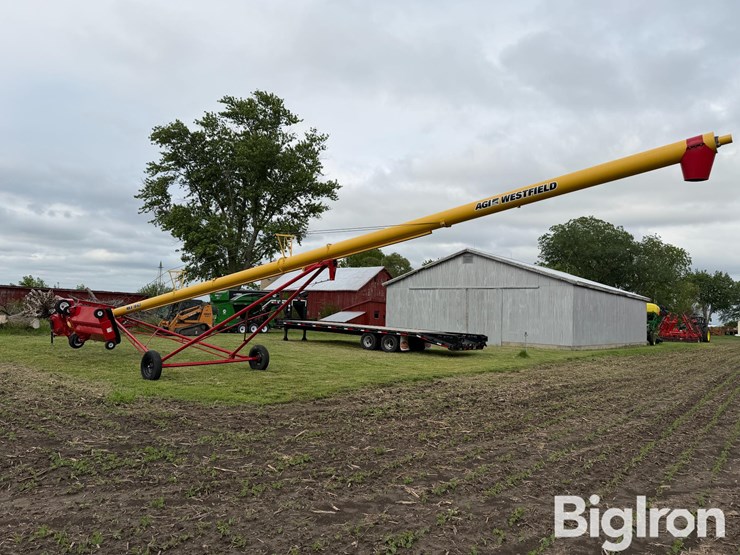 westfield-mkx-10-63-swing-away-hopper-grain-auger-image-7