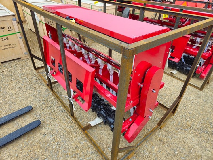 #5141-•-2026-agt-stsd10-seeder-image-5