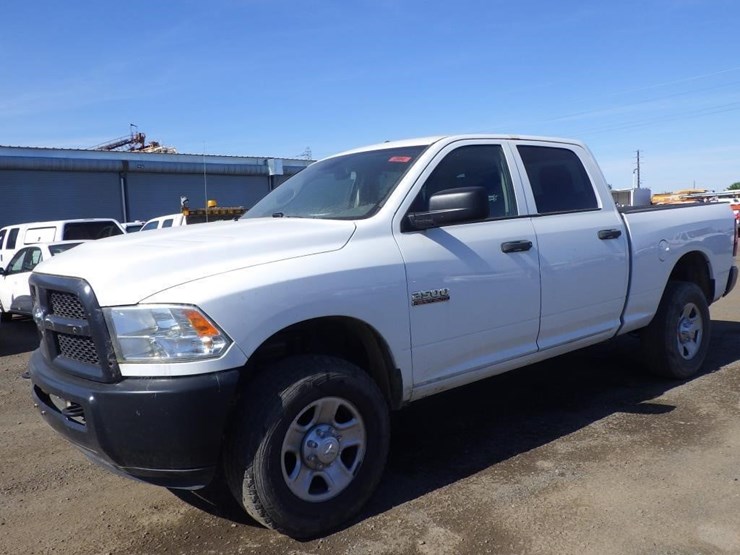 2017-dodge-2500-image-1