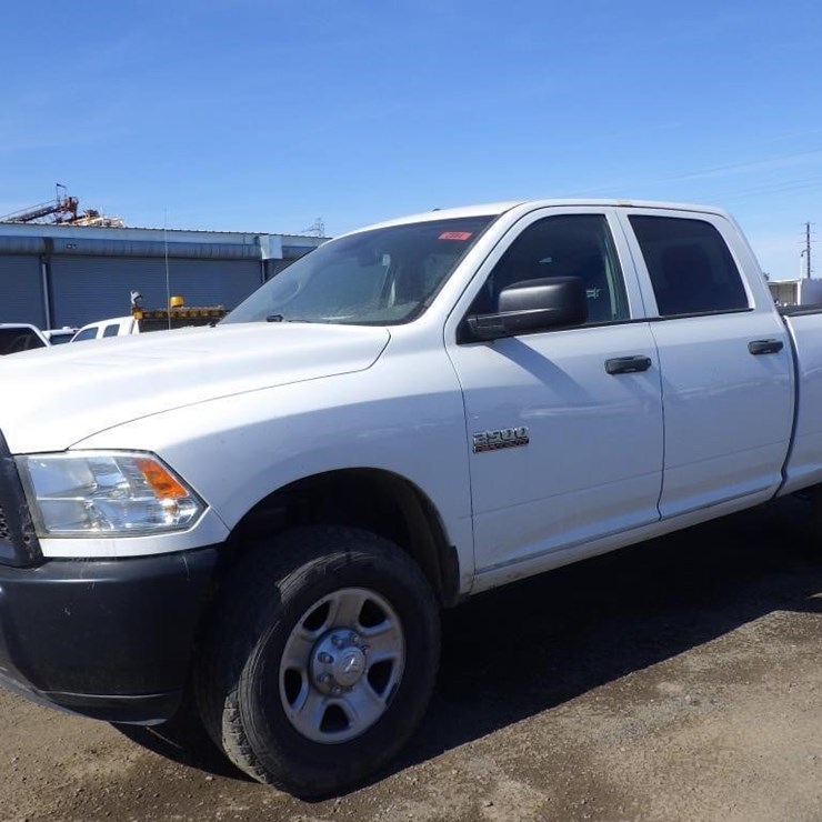 2017 DODGE 2500