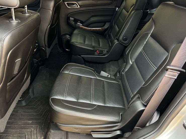 2016-gmc-yukon-denali-image-16