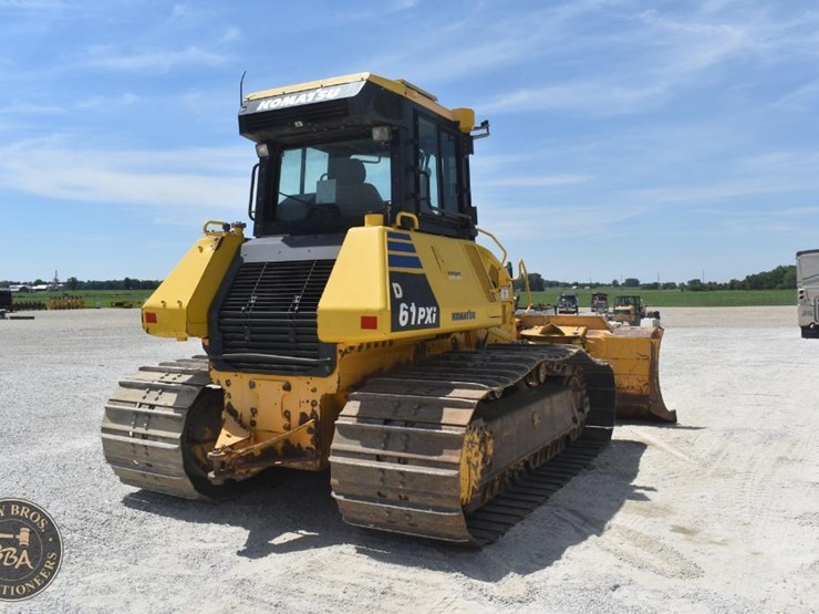2016-komatsu-d61pxi-24-image-17