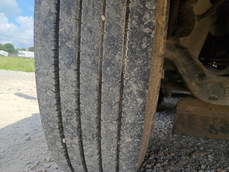 2015-international-durastar-4300-image-113