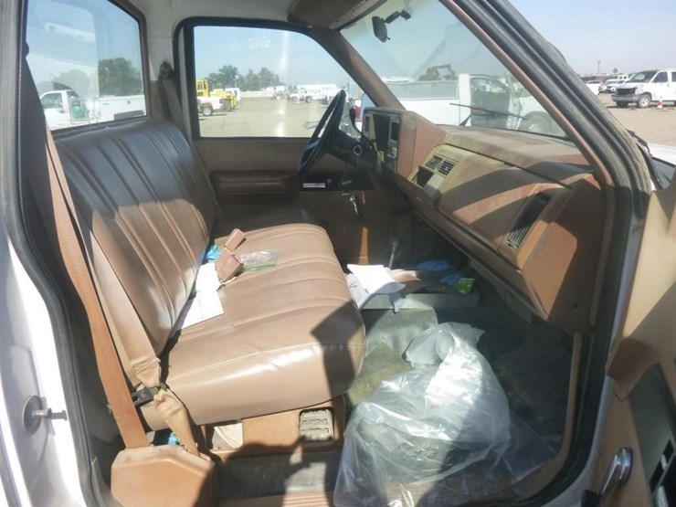 1990-chevrolet-1500-image-12