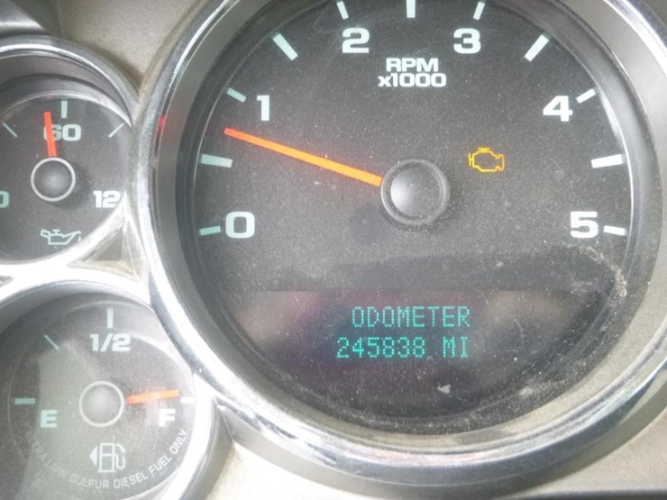 2009-chevrolet-2500-image-18