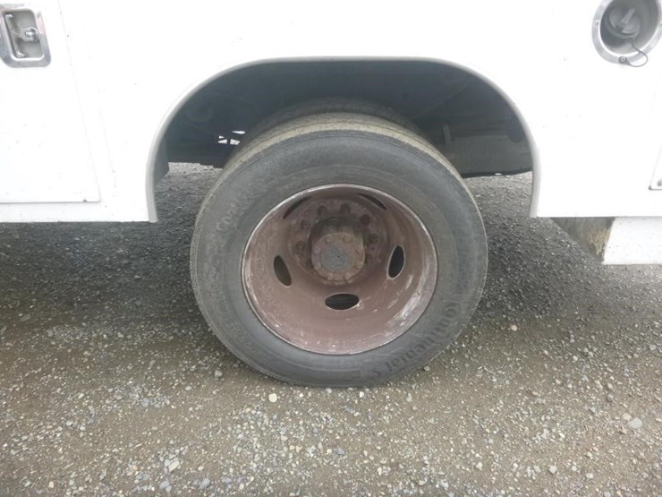 2012-ford-f450-image-17
