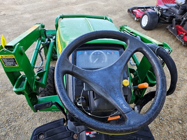 john-deere-1025r-image-29