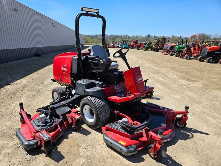 toro-groundsmaster-4000d-image-7