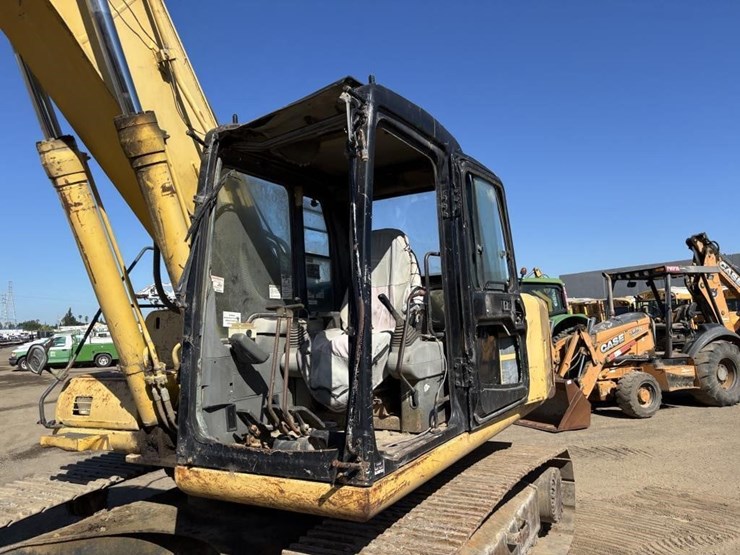 komatsu-pc200-l-image-26