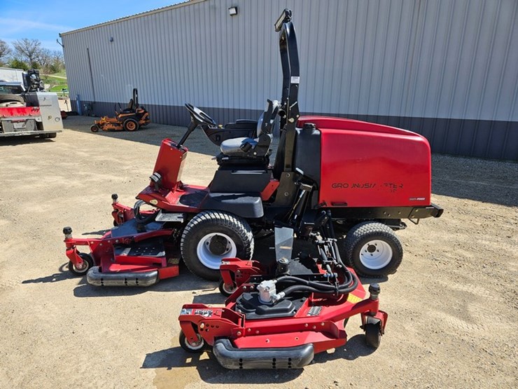 toro-groundsmaster-4000d-image-2