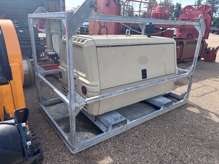 #2812-•-ingersoll-rand-air-compressor-image-4