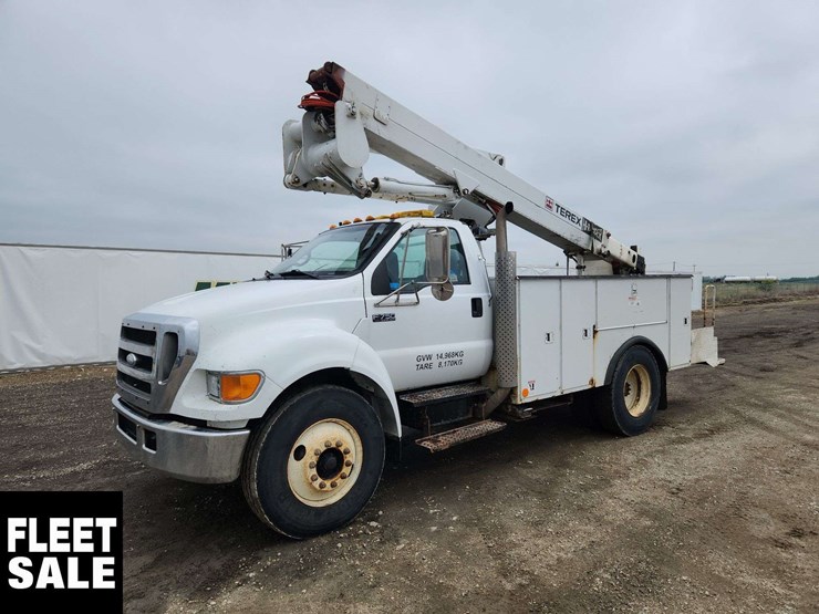 2007-ford-f750-image-1