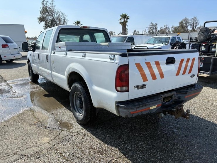 2004-ford-f350-sd-image-4
