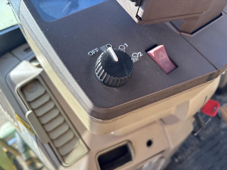 john-deere-6410-image-37