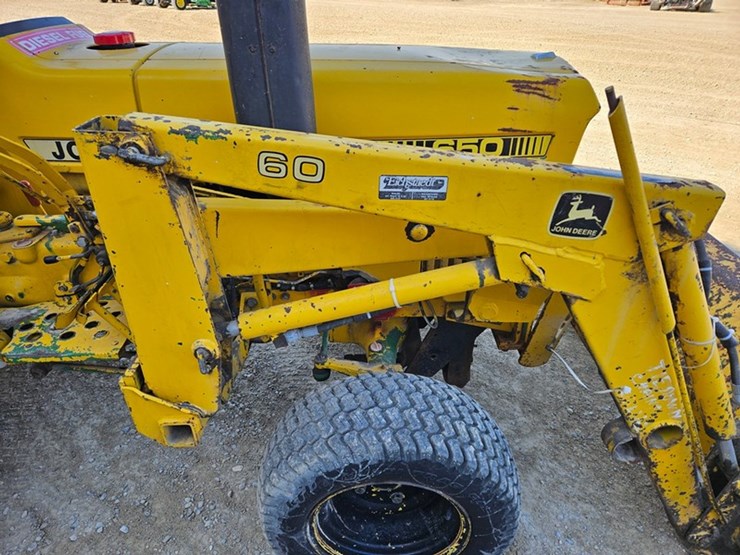 john-deere-650-image-23