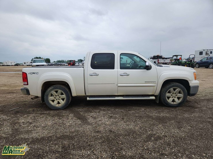 2012-gmc-sierra-1500-slt-image-8
