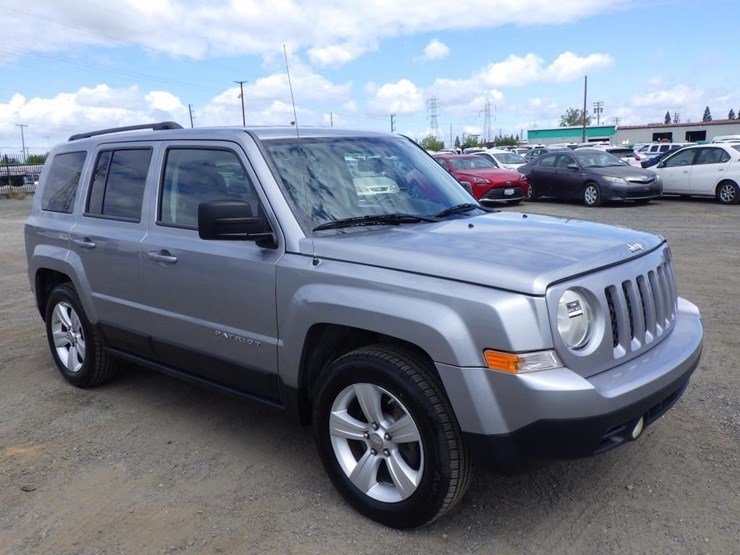 2014-jeep-patriot-image-2