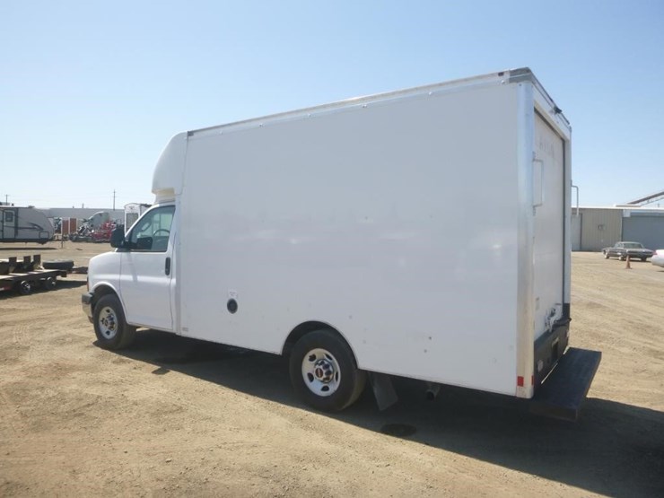 2021-gmc-3500-image-4