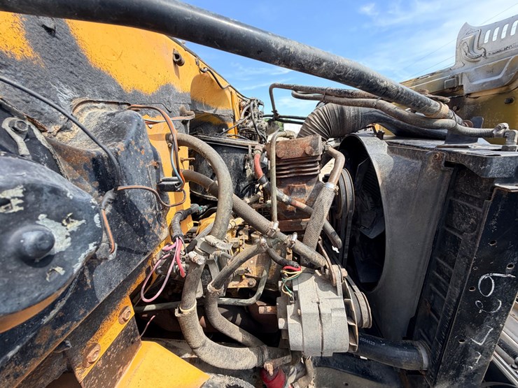 1986-caterpillar-3208-image-29