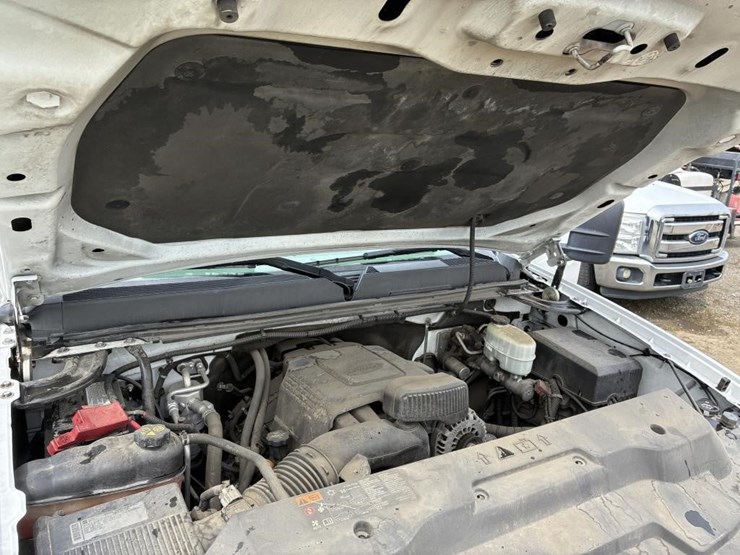 2012-gmc-2500hd-image-10