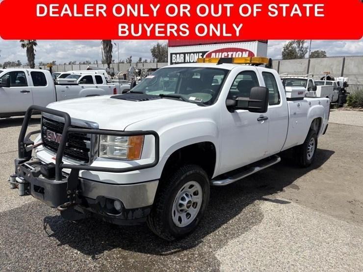 2012-gmc-3500hd-image-1