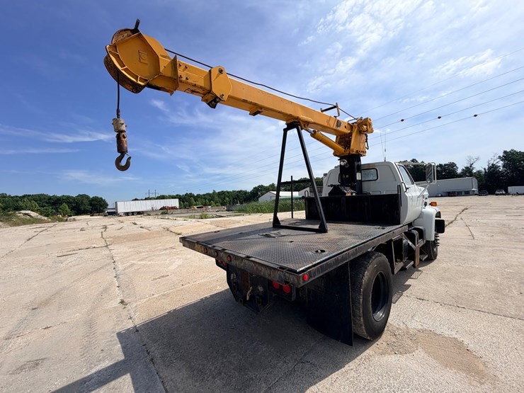1986-caterpillar-3208-image-8