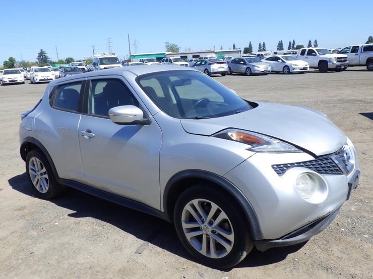 2017-nissan-juke-image-2