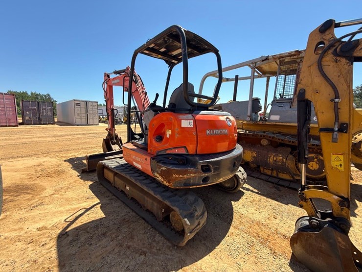 kubota-kx057-4-image-3