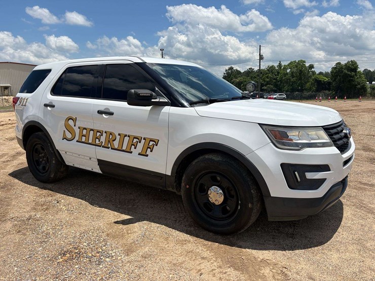 2017-ford-explorer-police-interceptor-image-4