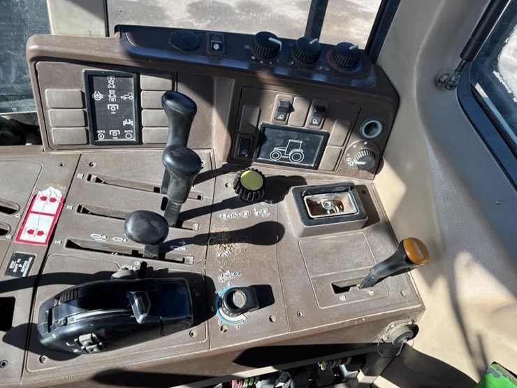 john-deere-6410-image-43