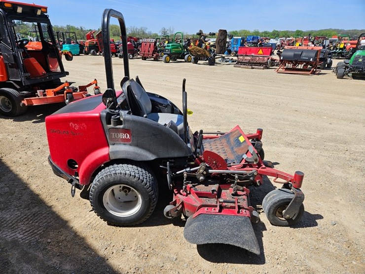 toro-groundsmaster-7200-image-6
