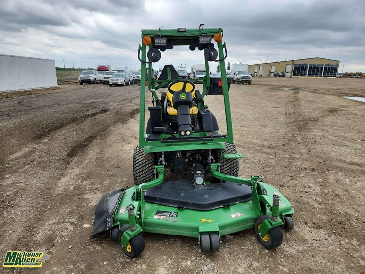 2019-john-deere-1580-image-8