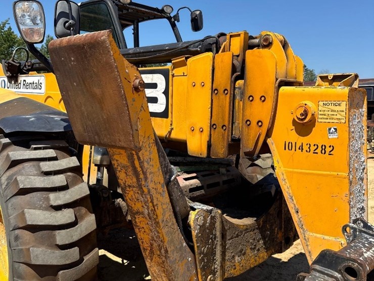jcb-550-image-11