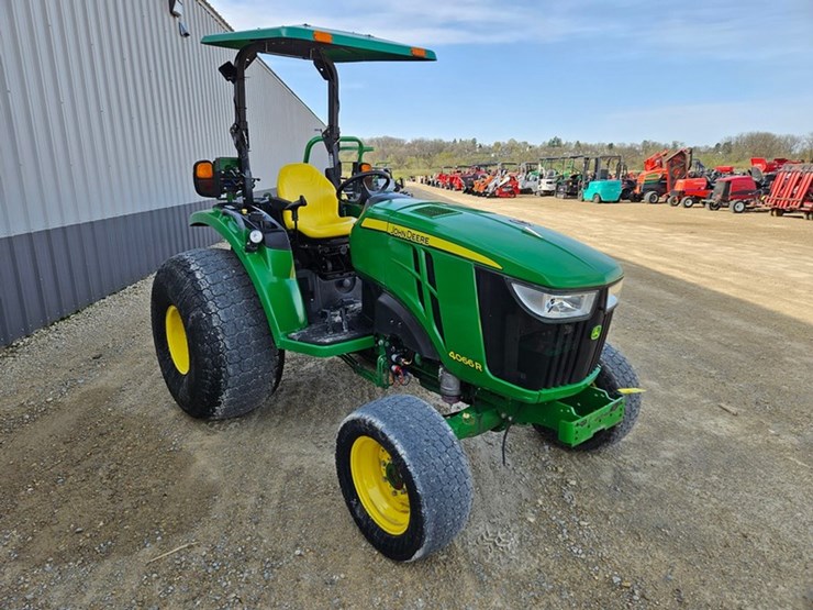 john-deere-4066r-image-7