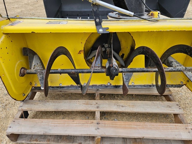 john-deere-44-image-23