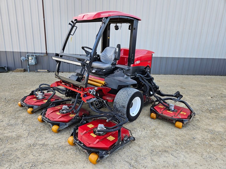 toro-groundsmaster-4700d-image-1