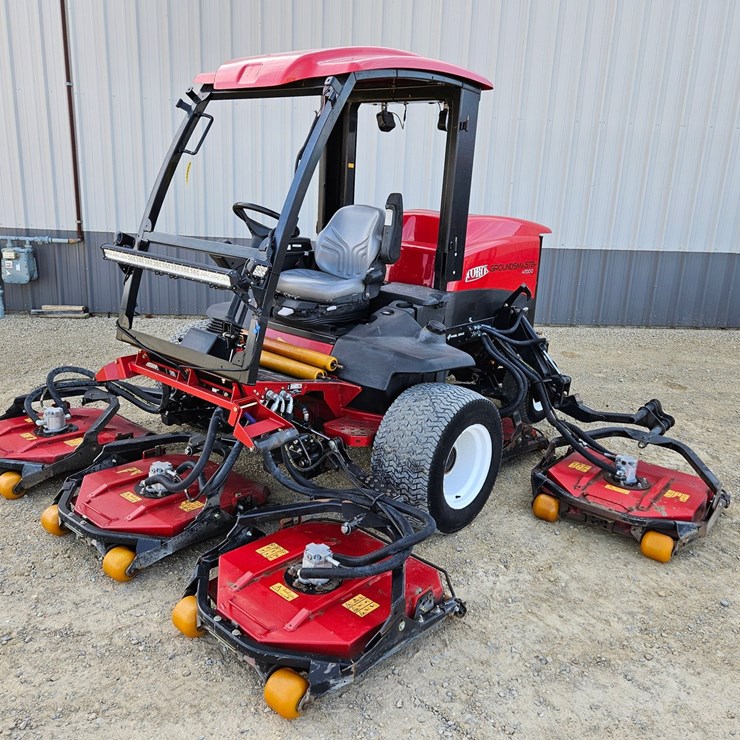 TORO GROUNDSMASTER 4700D