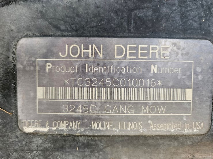 john-deere-3245c-image-23