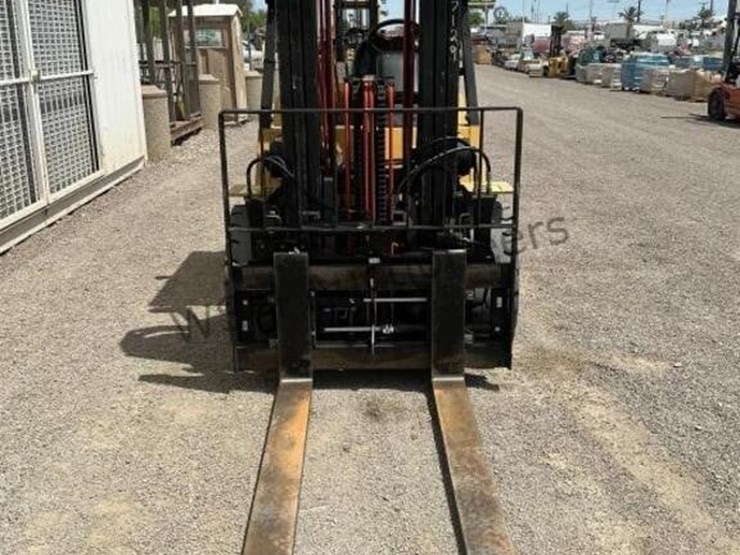 caterpillar-dp40kl-image-3