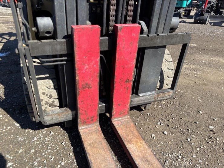 caterpillar-ec30n2-image-11